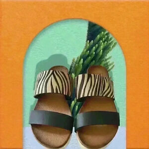 Dirty Laundry Women's Flat Slide Sandal Size 8